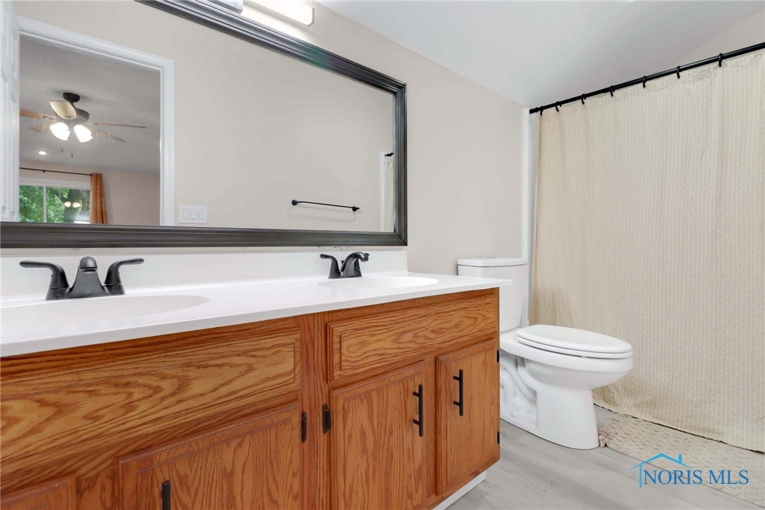 2450 Willesden Green Road Toledo, OH 43617 - Photo 33 of 47 Gallery Image 33