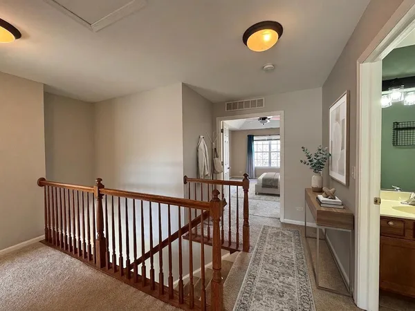 $2,600 | 2266 Pembridge Drive, Lake In The Hills, IL 60156