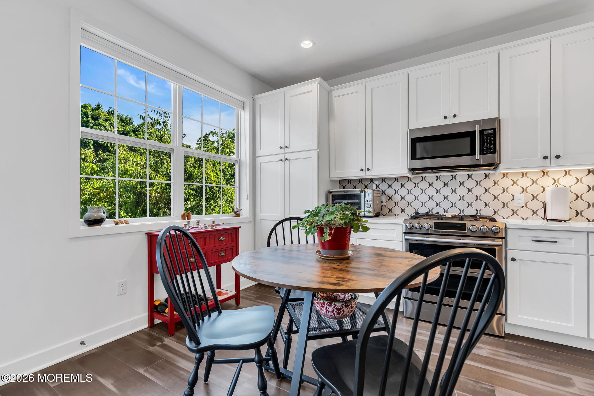 24 Catherine Street Red Bank, NJ 07701 - Photo 6 of 23 20-web-or-mls-DSC02542
