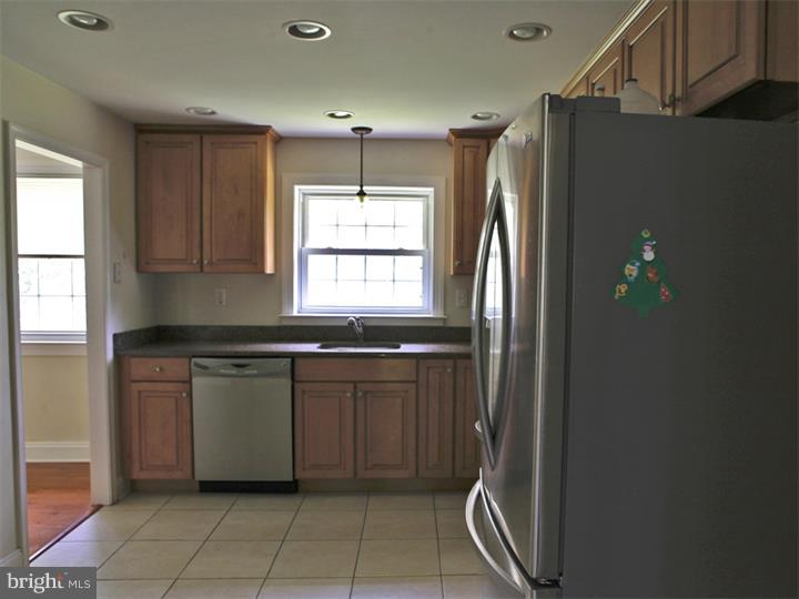 503 Morris Lane Wallingford, PA 19086 - Photo 4 of 17 Kitchen