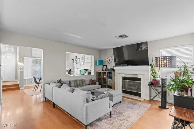 $2,100 | 5862 Trailblazer Drive, North Las Vegas, NV 89031