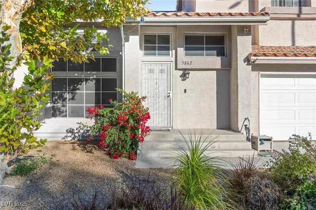 $2,100 | 5862 Trailblazer Drive, North Las Vegas, NV 89031