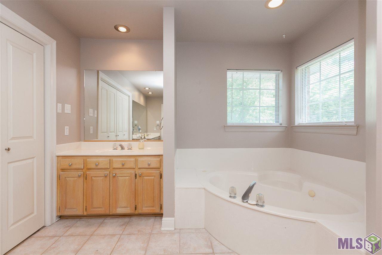 19422 Indian Ridge Avenue Baton Rouge, LA 70817 - Photo 34 of 50 Gallery Image 34