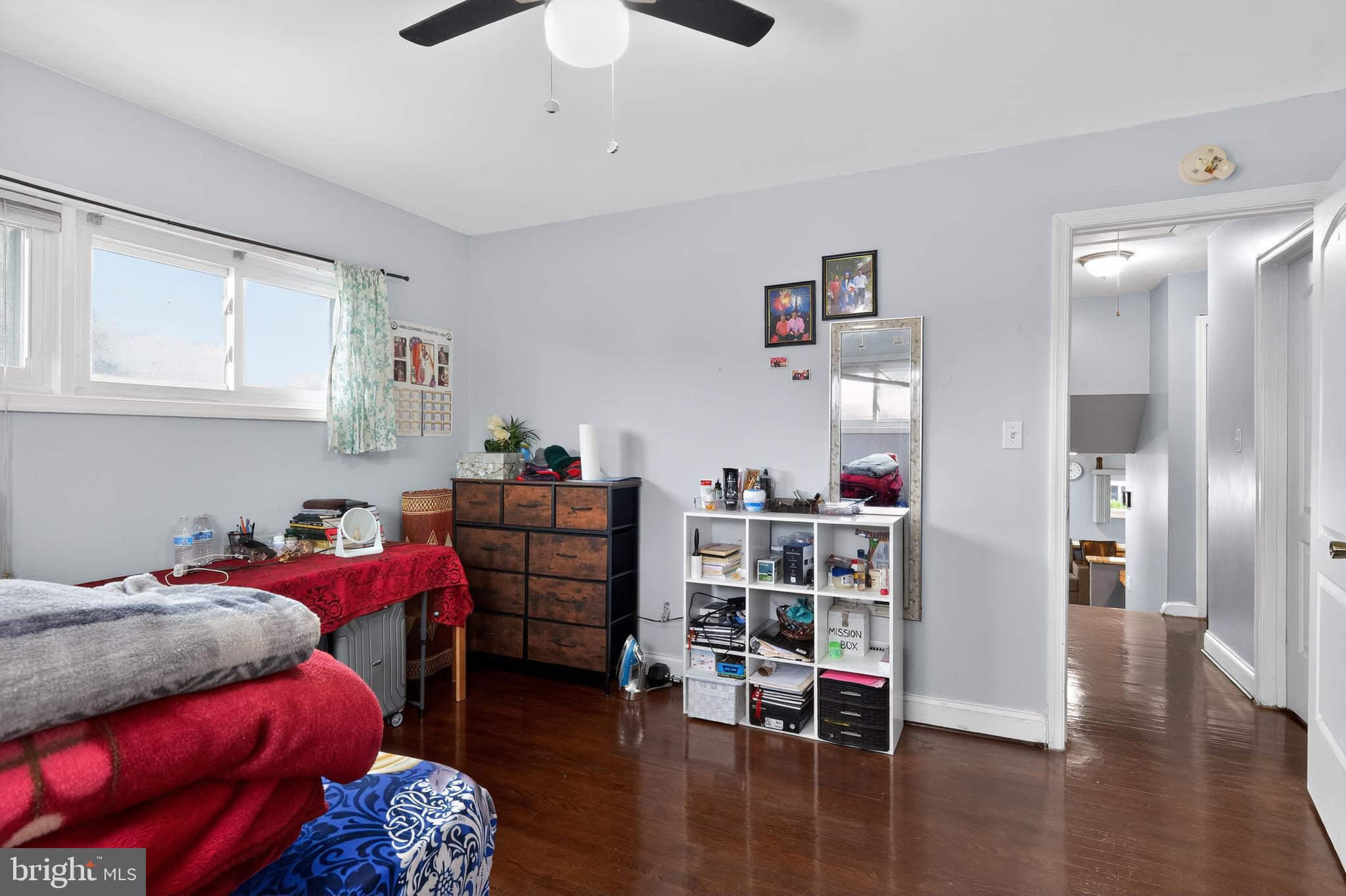 5909 Charnwood Road Catonsville, MD 21228 - Photo 18 of 31 Cozy room with natural light.