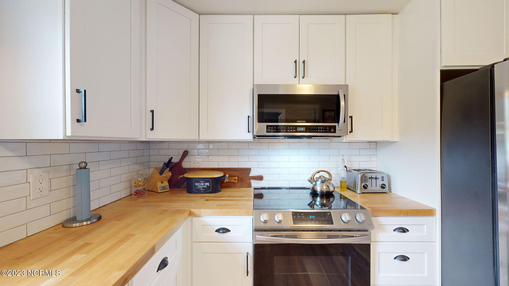 820 Wildlife Road New Bern, NC 28560 - Photo 10 of 22 Kitchen 2