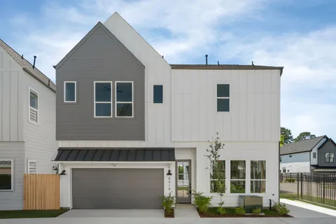 $355,000 | 8918 Sunshine Laverne Lane, Houston, TX 77080