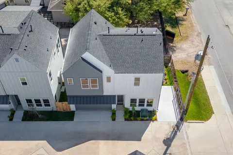 $355,000 | 8918 Sunshine Laverne Lane, Houston, TX 77080