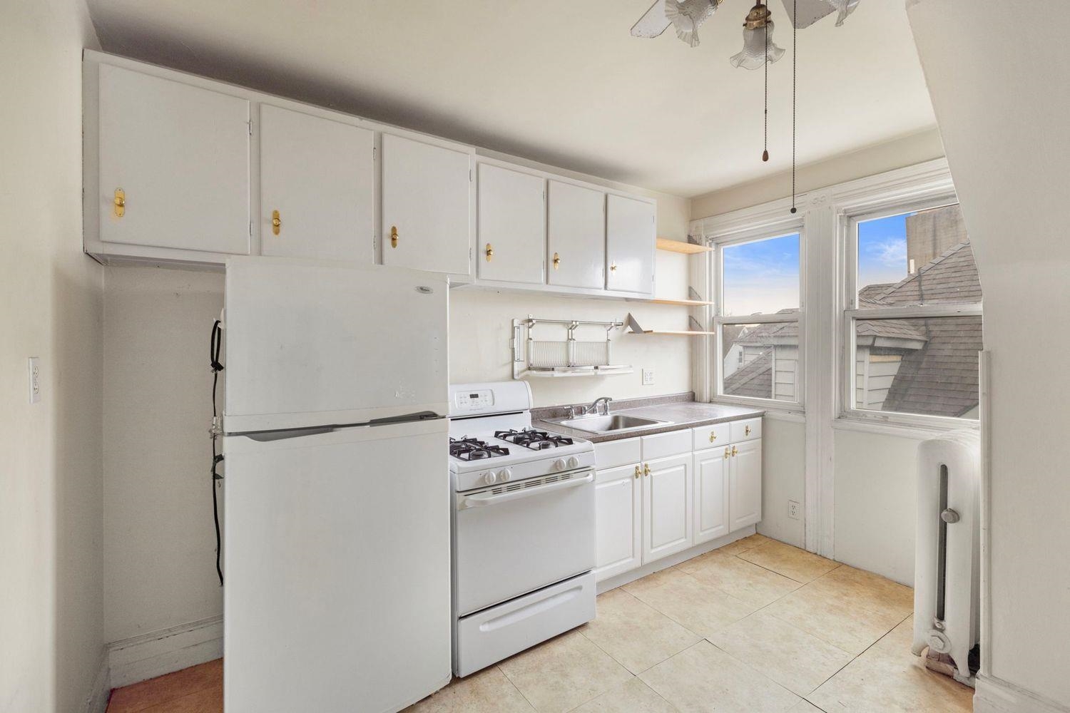 6 Bonn Place, Unit 3 Weehawken, NJ 07086 - Photo 17 of 20