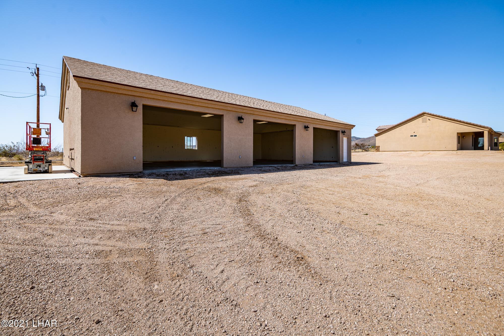 2355 East Cactus Wren Road Kingman, AZ 86409 - Photo 36 of 50 2355 E Cactus Wren (29 of 64)