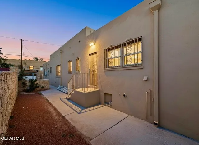 a view of a house with sitting area