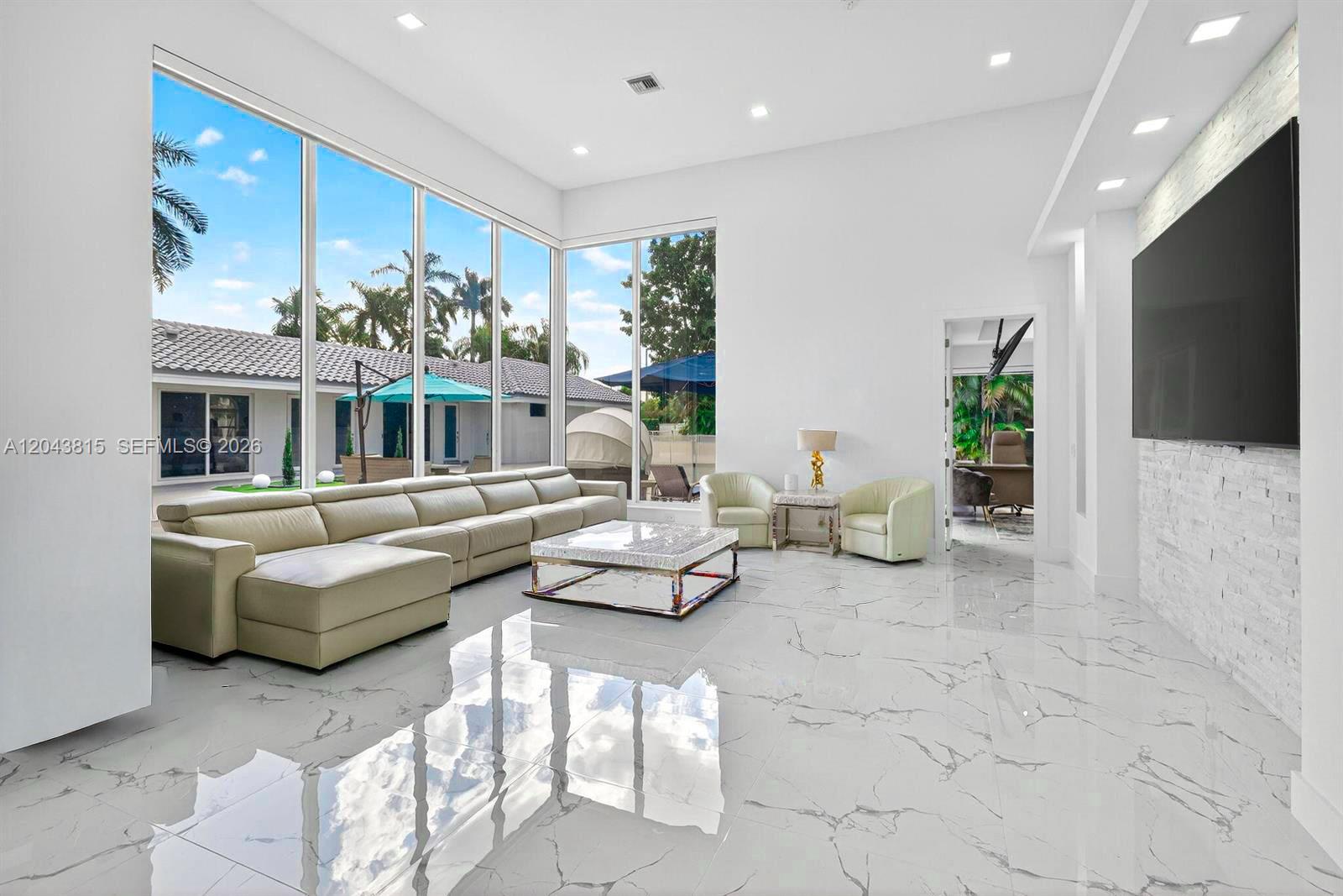 2673 Northwest 64th Boulevard Boca Raton, FL 33496 - Photo 16 of 42 Gallery Image 16