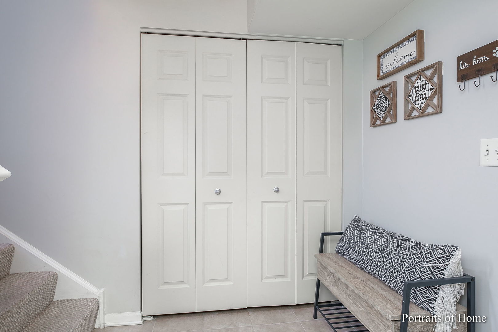 126 Jackson Street Gilberts, IL 60136 - Photo 20 of 25 a room with a chair and a potted plant