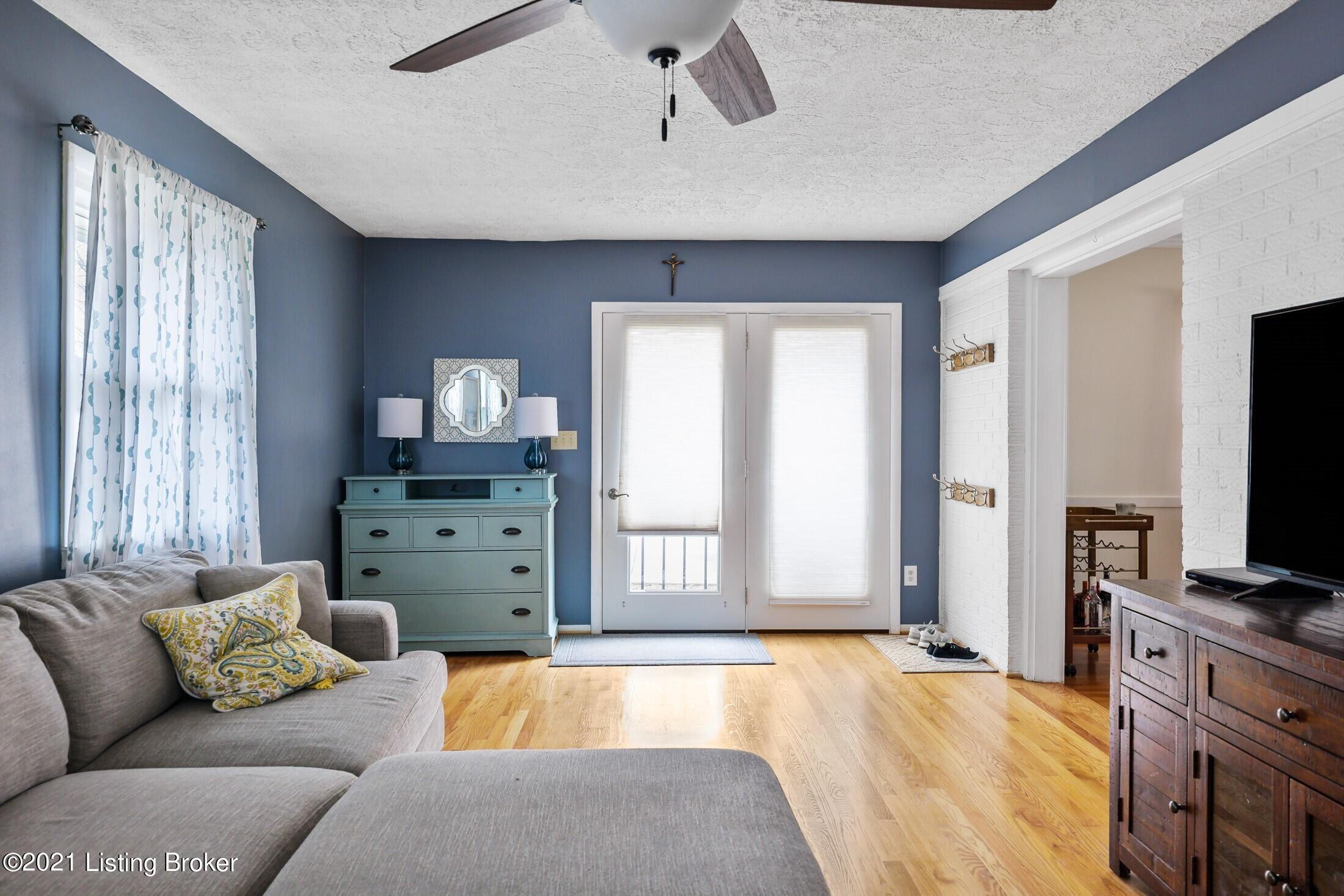 3609 Hanover Road Louisville, KY 40207 - Photo 9 of 27 8