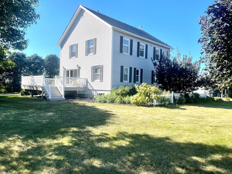 906 South Chamberlain Road Esmond, IL 60129 - Photo 19 of 19 a view of a house with a yard