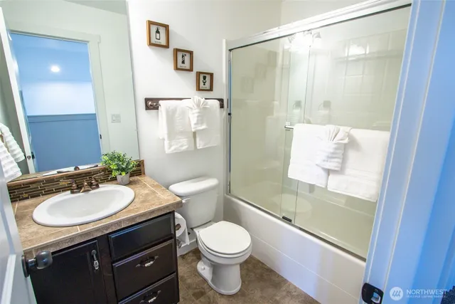 $1,175,000 | 11401 58th Avenue Southeast, Everett, WA 98208