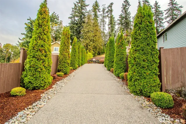 $1,175,000 | 11401 58th Avenue Southeast, Everett, WA 98208