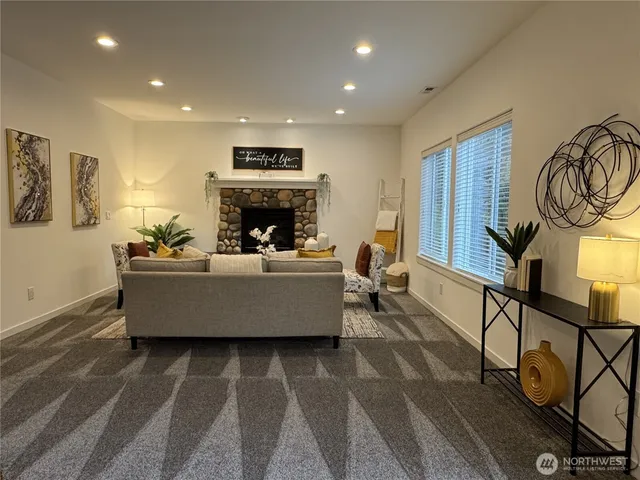 $1,175,000 | 11401 58th Avenue Southeast, Everett, WA 98208