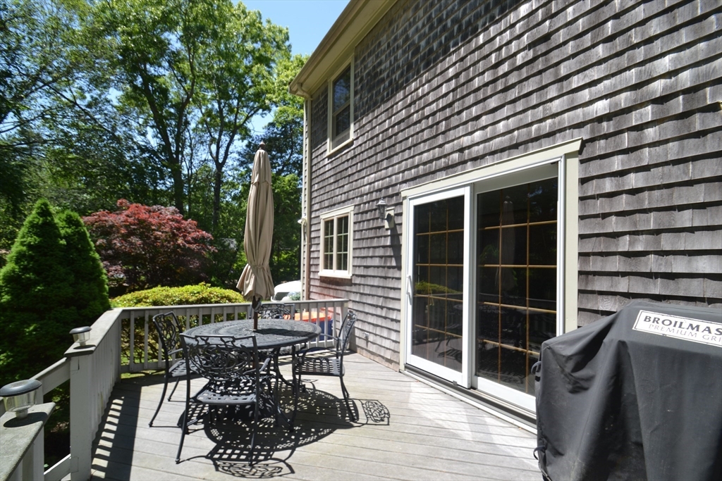 18 Bennett Road Rochester, MA 02770 - Photo 41 of 42