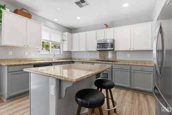 $410,000 | Undisclosed Address, Bakersfield, CA 93311