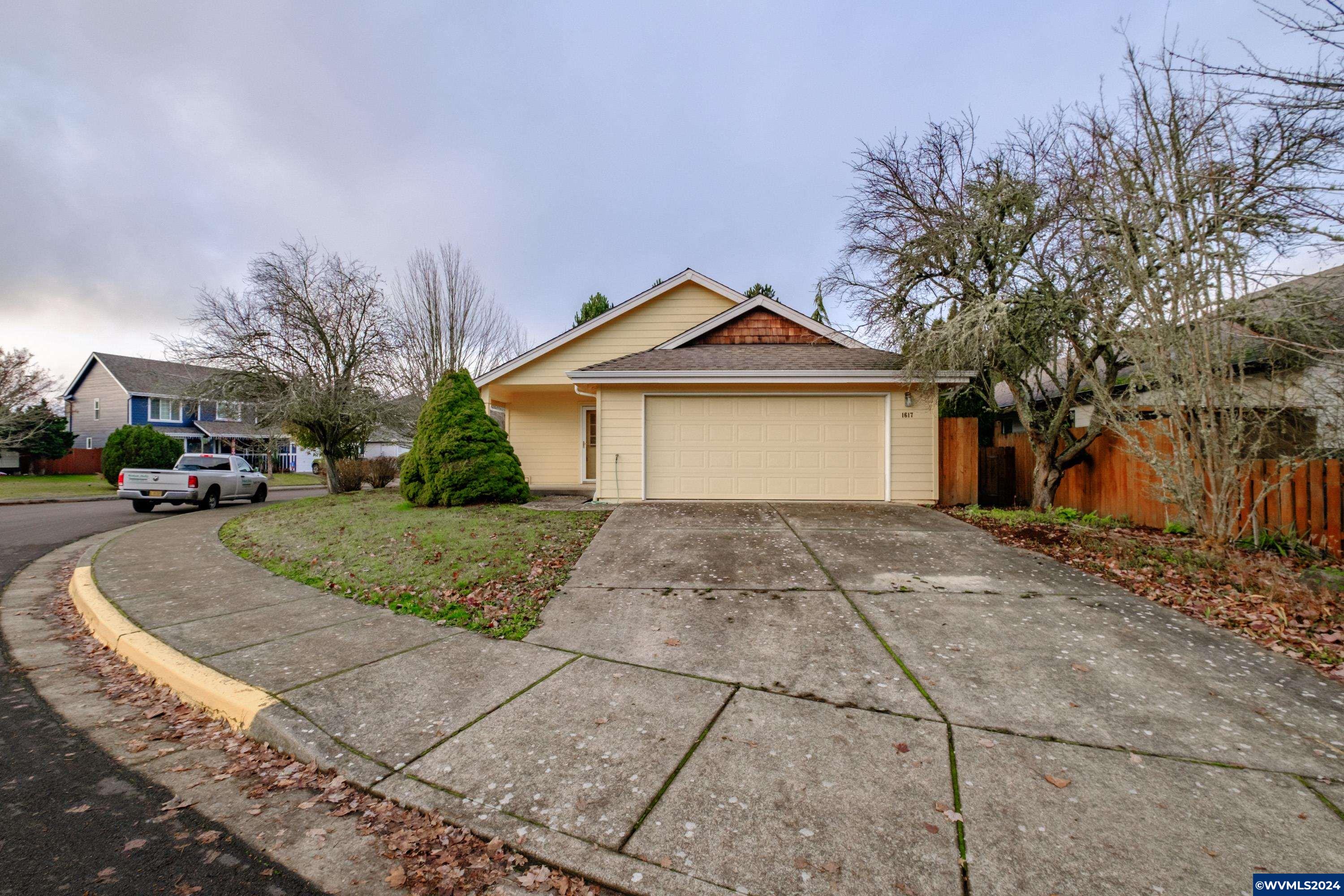1617 Southwest Elk Circle Albany, OR 97321 - Photo 37 of 46 Gallery Image 37