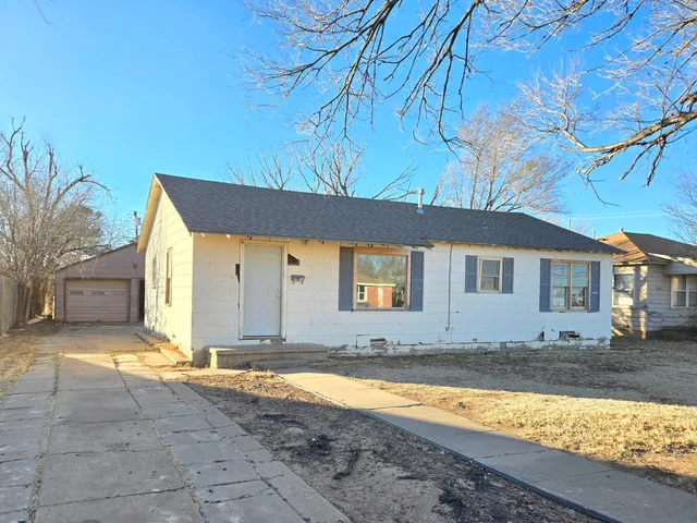$49,000 | 615 North Donley Avenue, Tulia, TX 79088