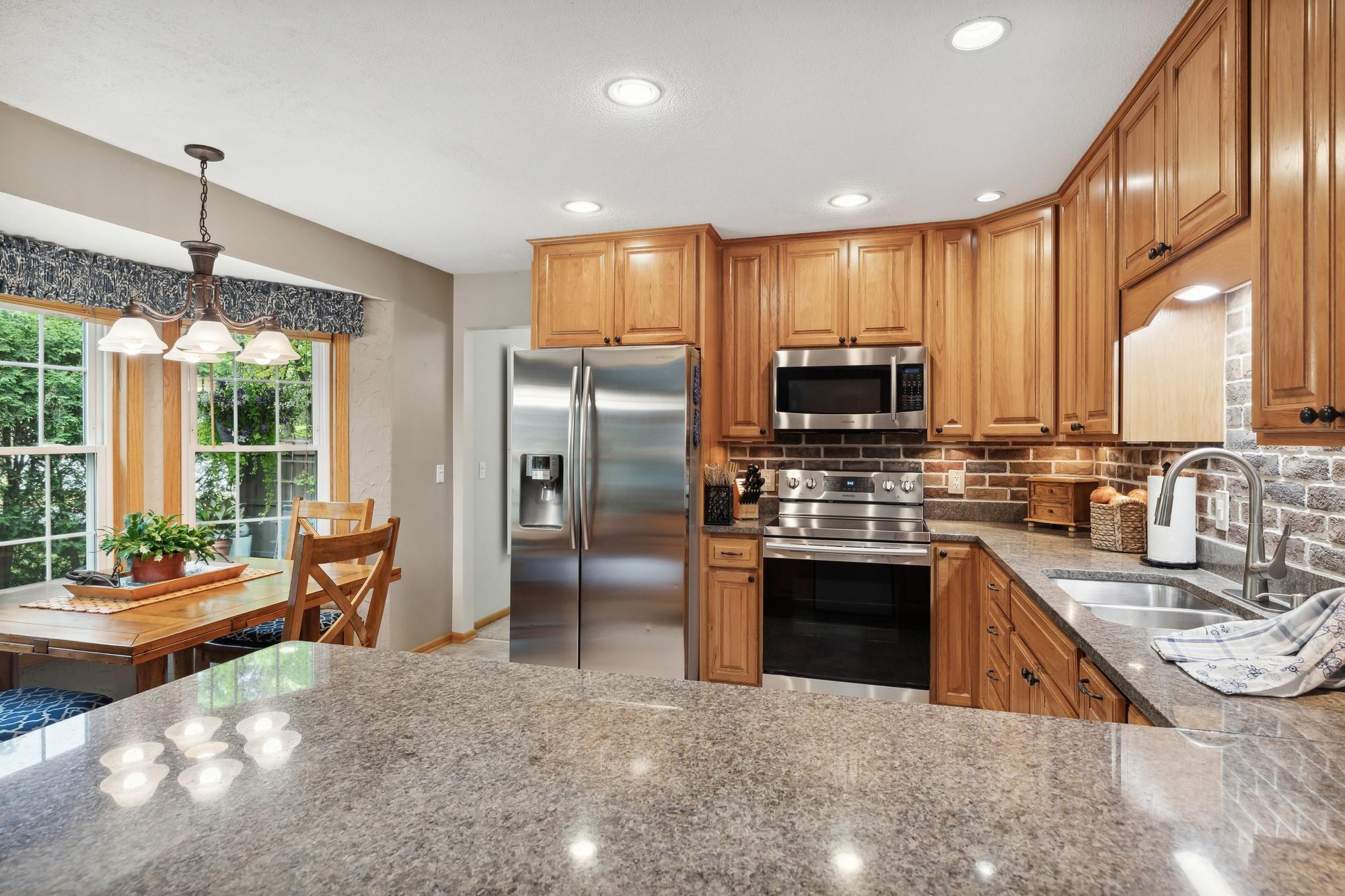 1062 Boston Hill Road Eagan, MN 55123 - Photo 10 of 35 Gallery Image 10