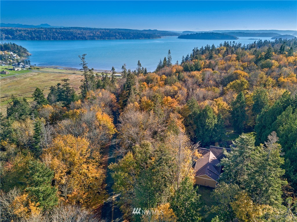 13313 Gibralter Road Anacortes, WA 98221 - Photo 3 of 33 Gallery Image 3