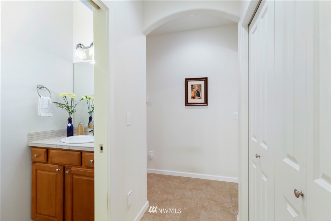 13313 Gibralter Road Anacortes, WA 98221 - Photo 22 of 33 Gallery Image 22