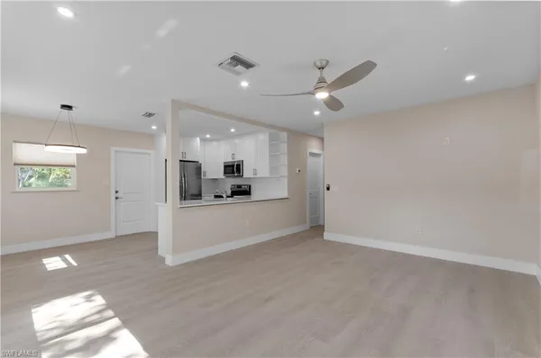 $2,500 | 2685 Van Buren Avenue, Naples, FL 34112