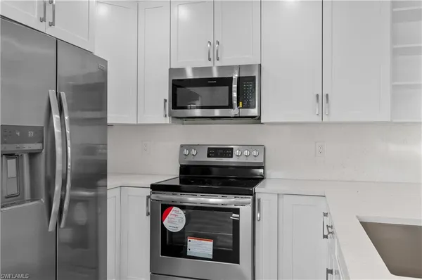 $2,500 | 2685 Van Buren Avenue, Naples, FL 34112