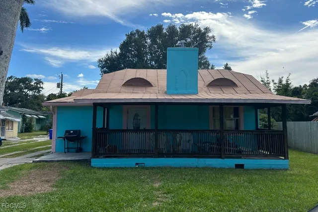 $259,900 | 3516 East Riverside Drive, Fort Myers, FL 33916