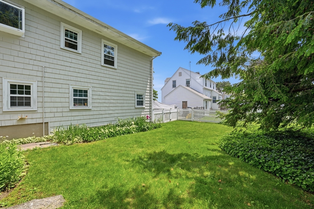 18 Livesey Road Quincy, MA 02171 - Photo 20 of 27