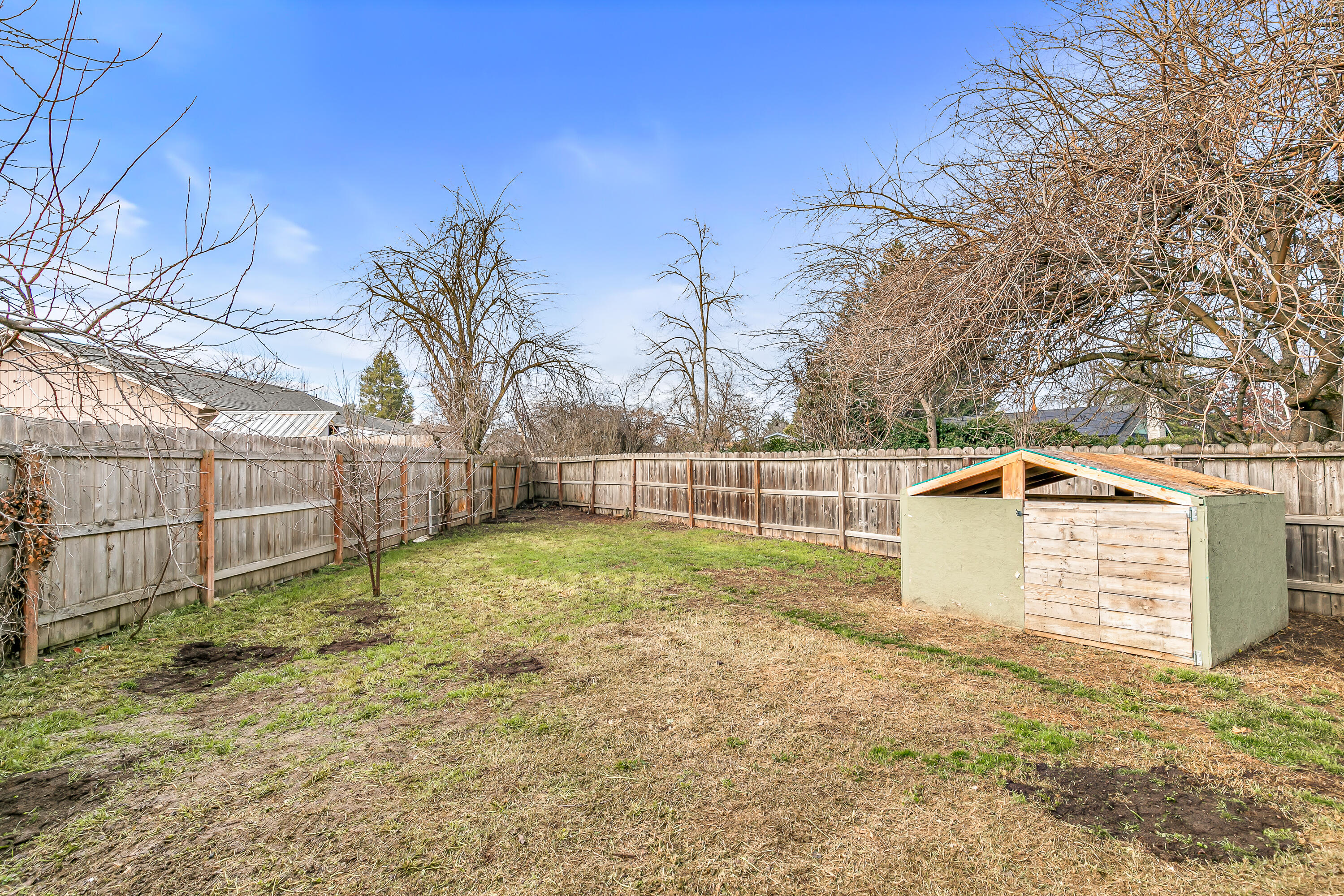 3712 Colver Road Phoenix, OR 97535 - Photo 33 of 38 Backyard