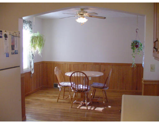 77 Meadow Road Northborough, MA 01532 - Photo 4 of 13 Gallery Image 4