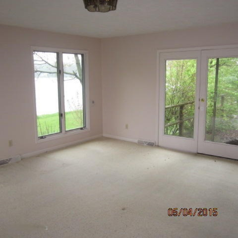 58154 Avery Road Three Rivers, MI 49093 - Photo 5 of 11 a bed