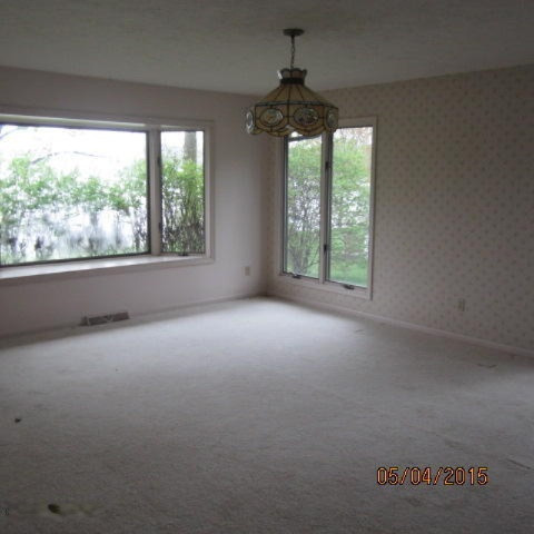 58154 Avery Road Three Rivers, MI 49093 - Photo 9 of 11 a din