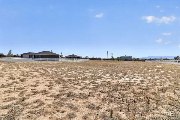 $550,000 | 668 East Milt Drive, Pueblo, CO 81007