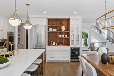 $2,175,000 | 1984 Kenwood Parkway, Minneapolis, MN 55405