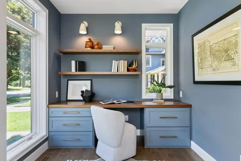 $2,175,000 | 1984 Kenwood Parkway, Minneapolis, MN 55405