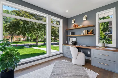 $2,175,000 | 1984 Kenwood Parkway, Minneapolis, MN 55405