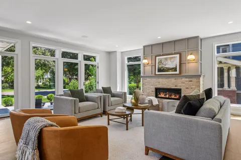 $2,175,000 | 1984 Kenwood Parkway, Minneapolis, MN 55405