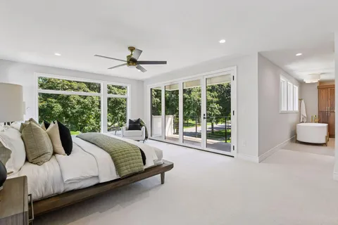 $2,175,000 | 1984 Kenwood Parkway, Minneapolis, MN 55405