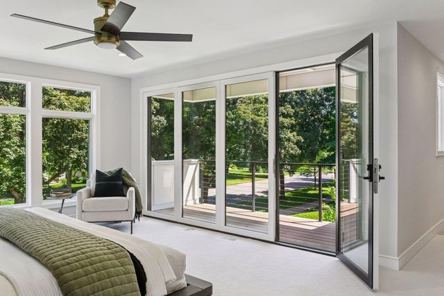 $2,175,000 | 1984 Kenwood Parkway, Minneapolis, MN 55405