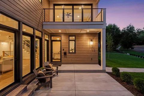 $2,175,000 | 1984 Kenwood Parkway, Minneapolis, MN 55405