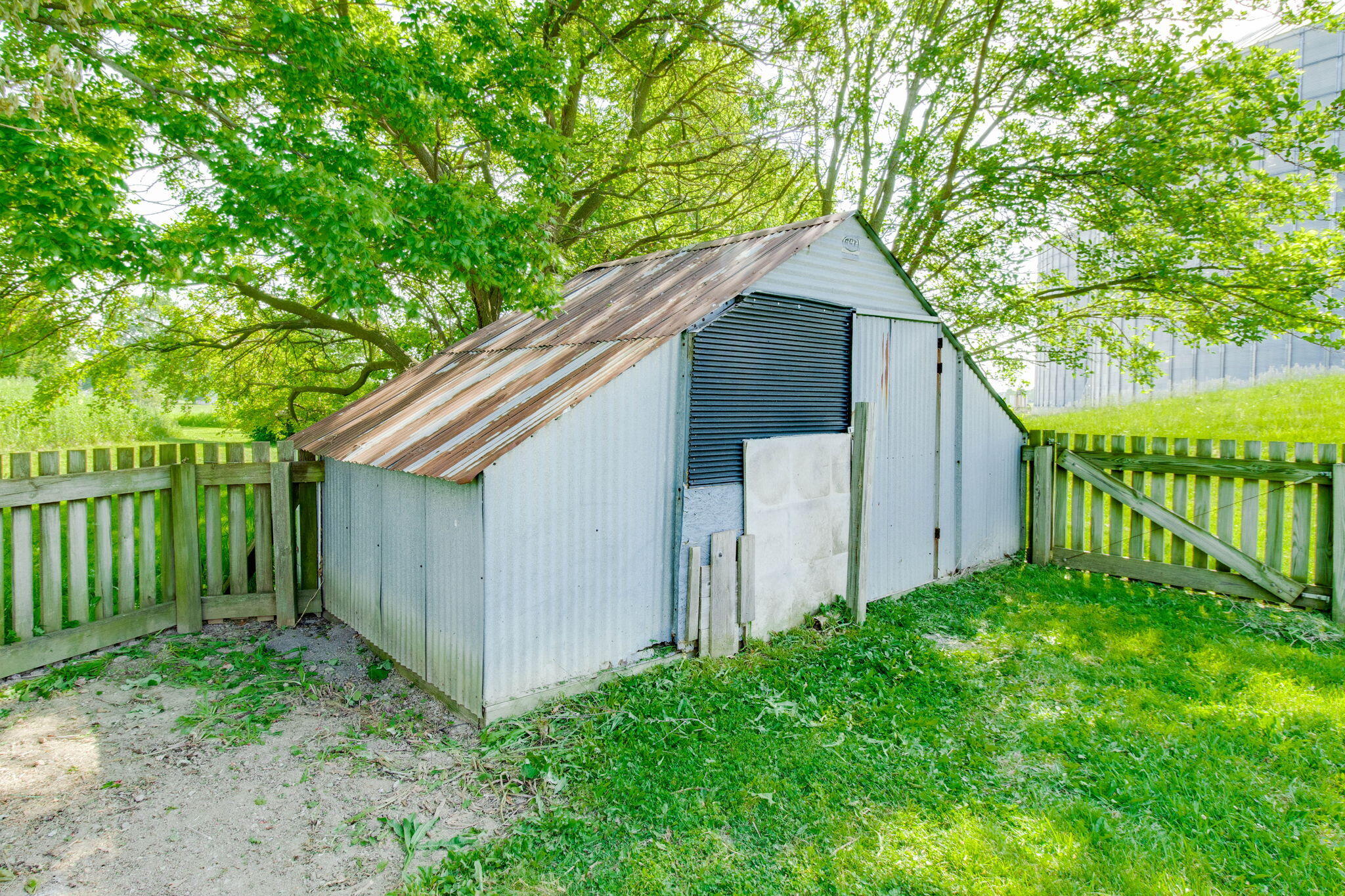 8228 Elida Road Lima, OH 45807 - Photo 27 of 32