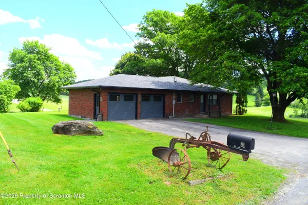 $219,900 | 28 Olin Road, Montrose, PA 18801