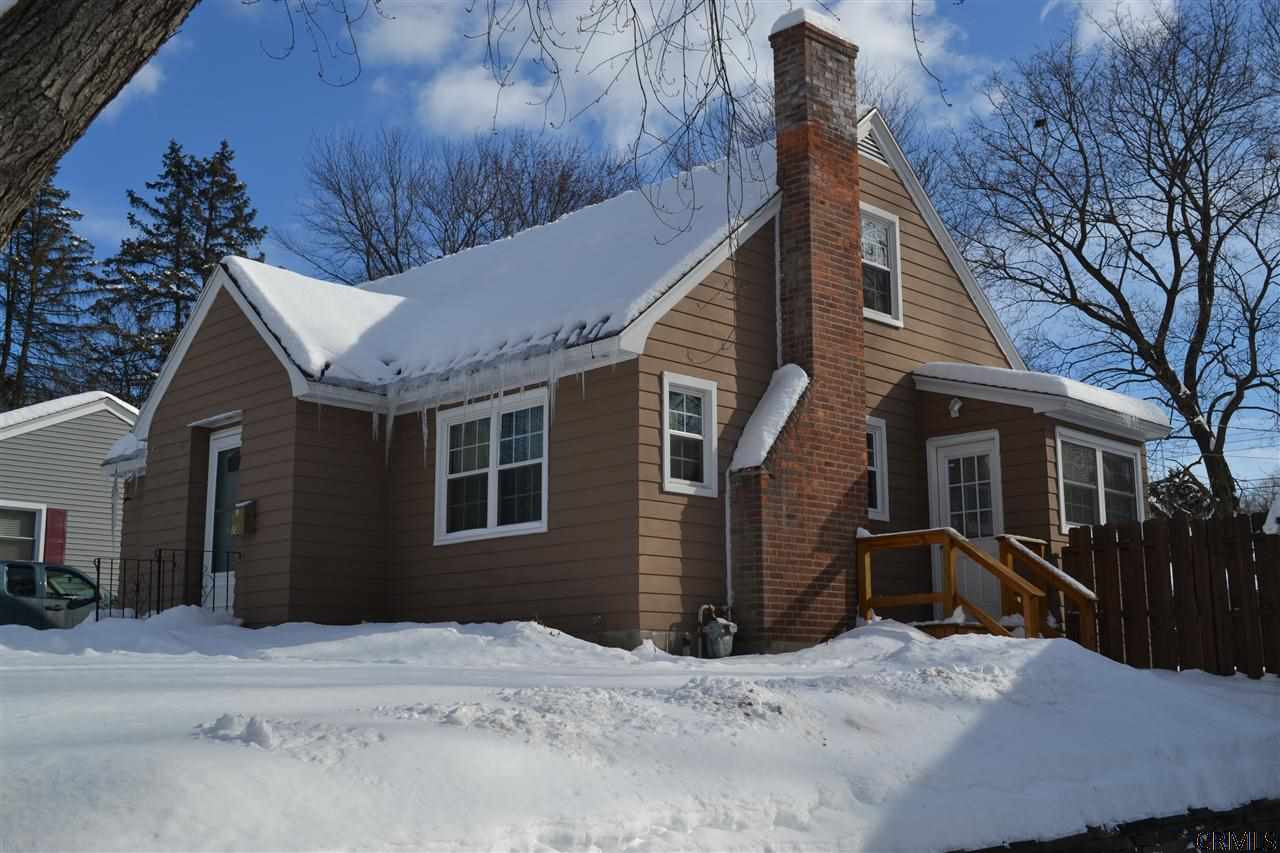 150 Eastholm Road Schenectady, NY 12304 - Photo 1 of 18 Photo 1