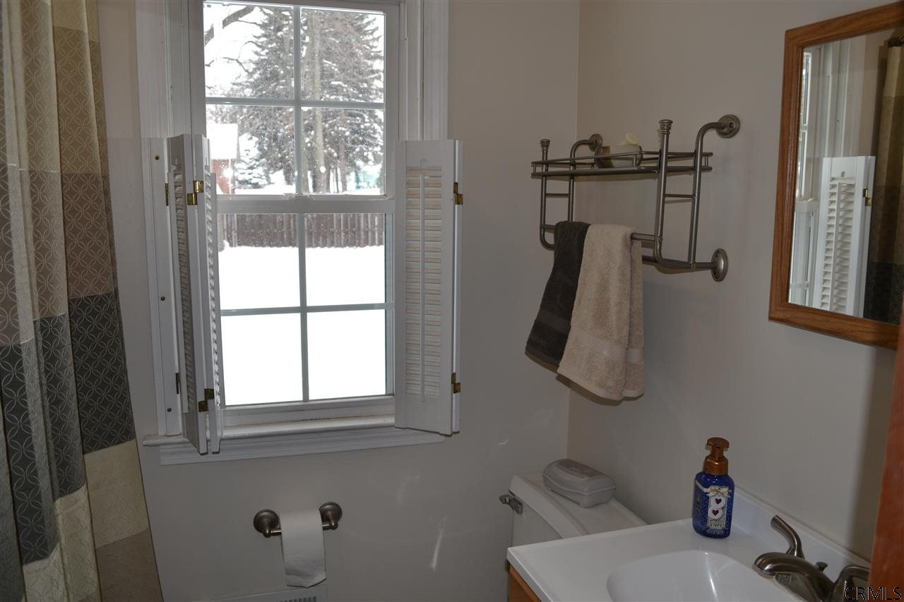 150 Eastholm Road Schenectady, NY 12304 - Photo 5 of 18 Photo 5