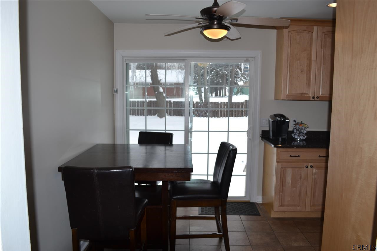 150 Eastholm Road Schenectady, NY 12304 - Photo 6 of 18 Photo 6