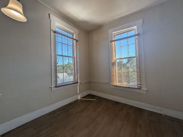 $1,625 | 145 Main Street, Unit 6, Newmarket, NH 03857